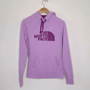 THE NORTH FACE Women’s Half Dome Pullover Hoodie sweatshirt